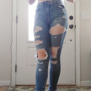 Hollister Curvy High-Rise Super Skinny Jeans